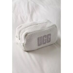 Ugg Bode Travel Set Bag Carrying Pouch Snow New Wih Tags